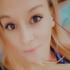 Meet your Posher, Whitney